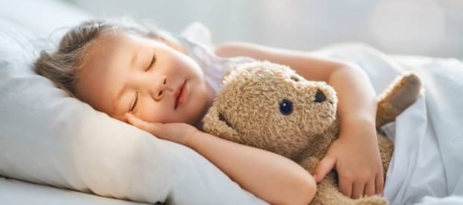 Healthy sleep is key for kids! Dr. Mahesh Katre in Dubai shares five expert tips to improve sleep quality and ensure restful nights.