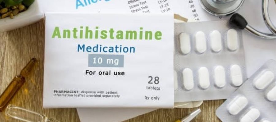 Pollen allergies can be tough on kids—Dr. Mahesh Katre in Dubai breaks down the best antihistamines to soothe symptoms and improve daily well-being.